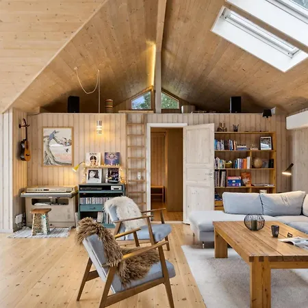 Akule - 6km From The Sea By Interhome